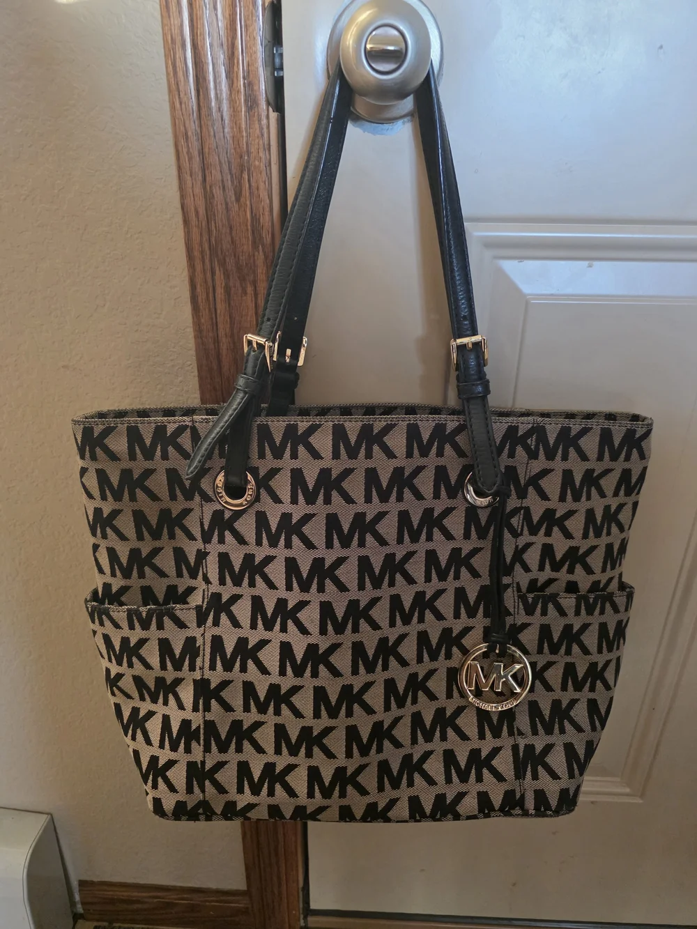 Michael Kors Black Logo Tote Bag with Black Straps - Picture 1 of 9